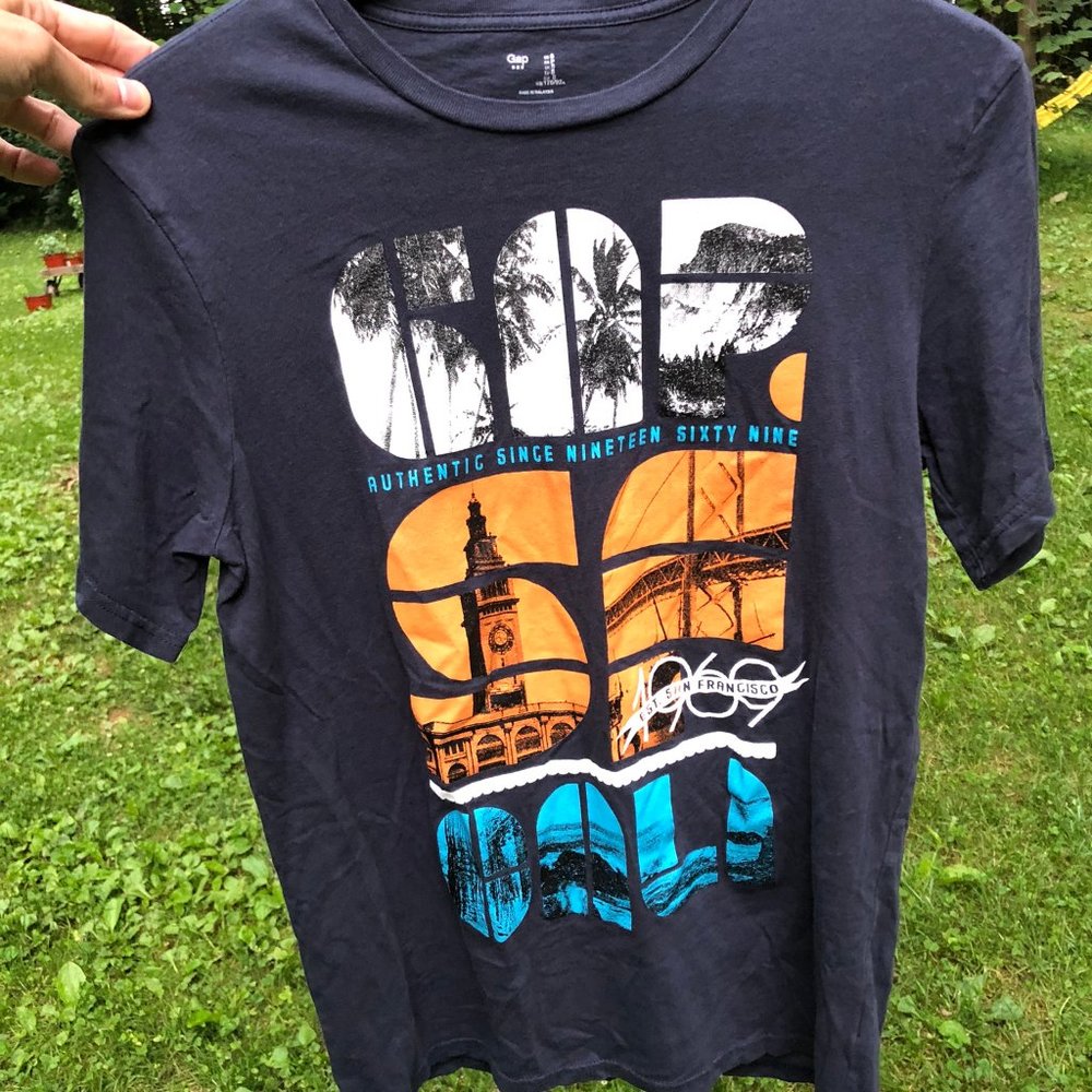 Gap Shirt (S)